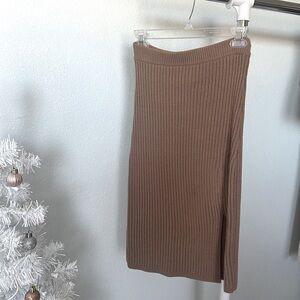 Knit MIDI skirt